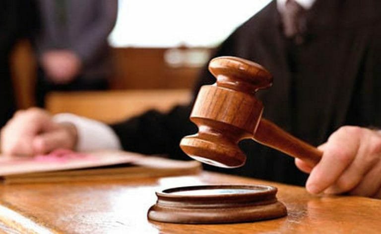 Lojas devem evitar constrangimento ao conferir pagamentos