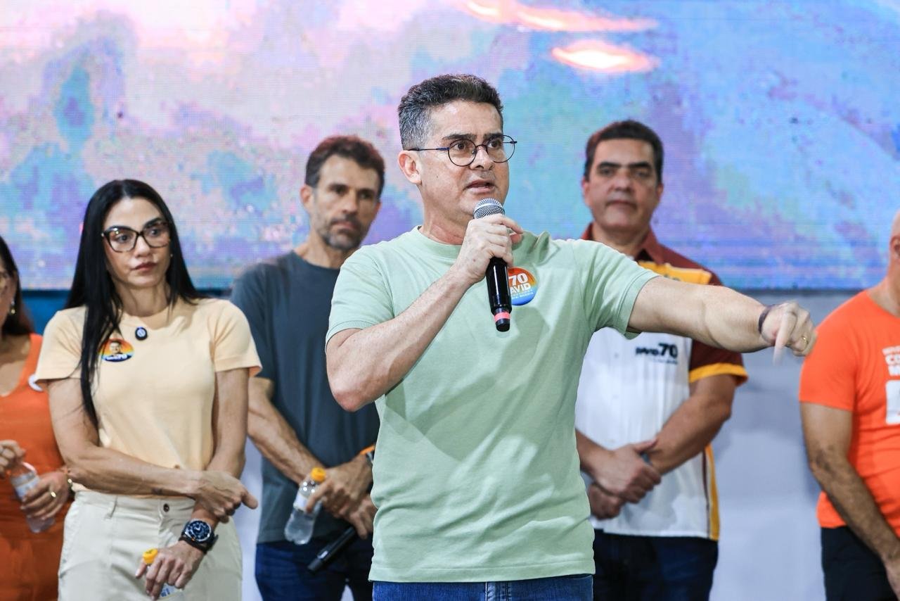 David Almeida defende Shádia e apresenta propostas para saúde