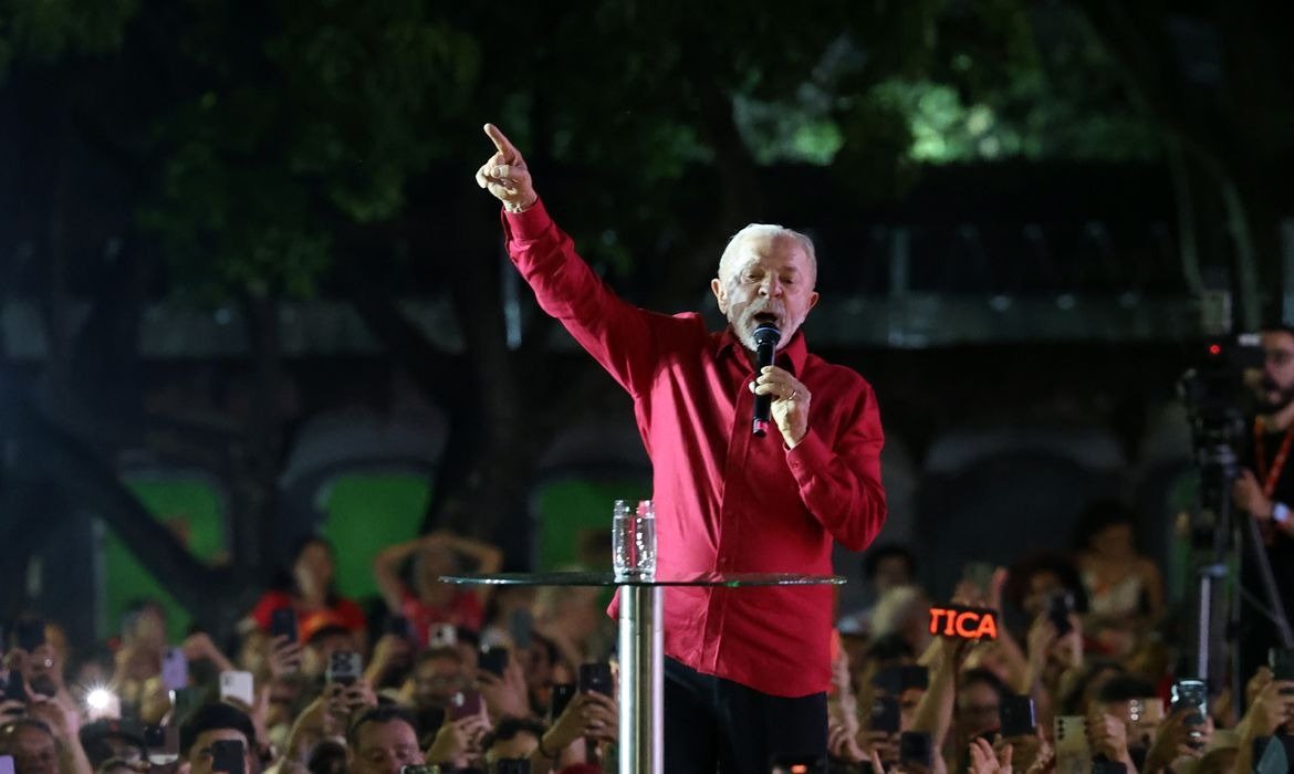 Lula apresenta propostas para segurança, economia e saúde em 2026