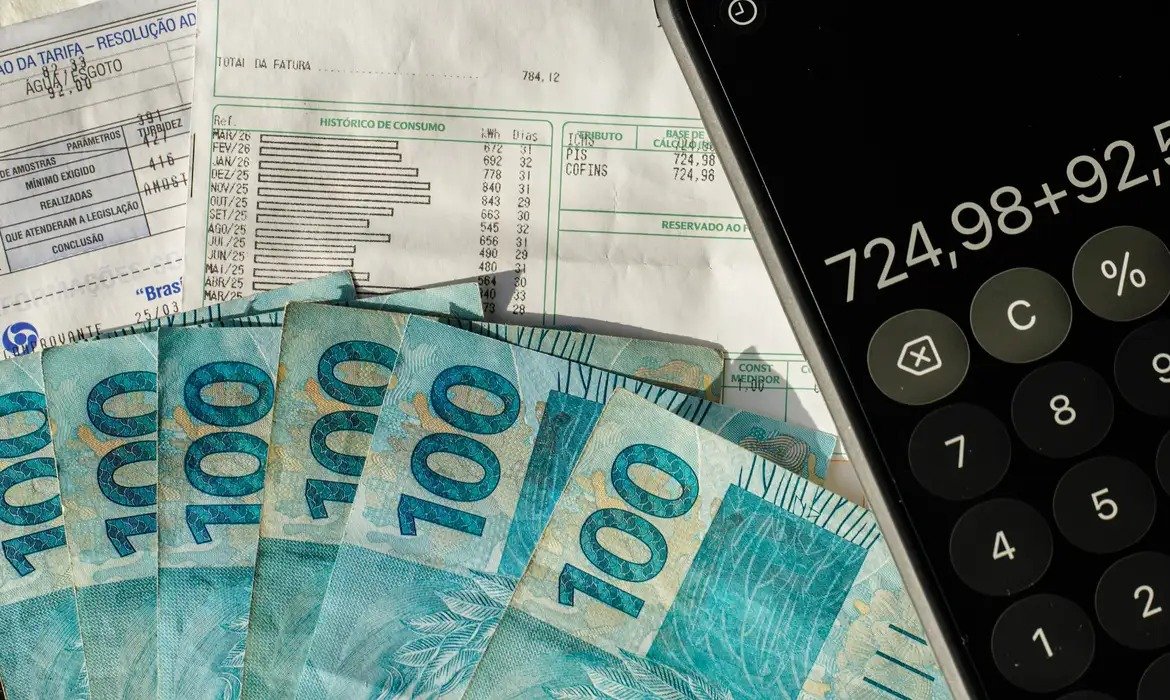 Arrecadação federal tem alta real de 7,12% até agosto de 2026