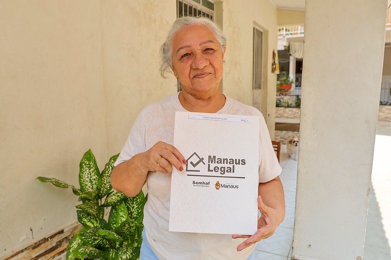 Semhaf entrega 626 títulos definitivos em Manaus