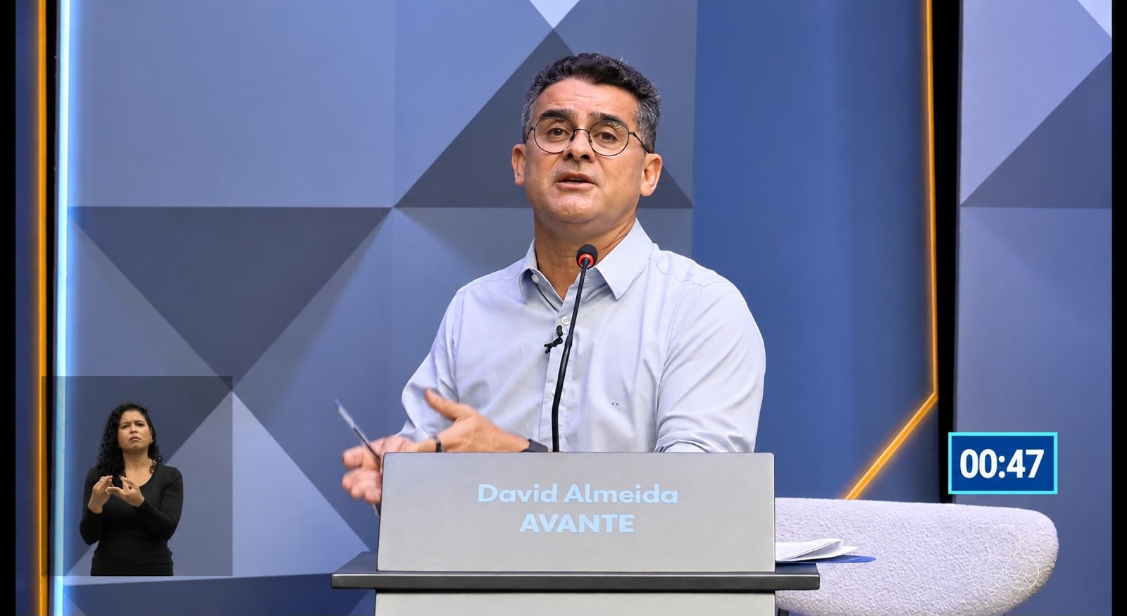 David Almeida questiona pagamentos a empresas ligadas à família Cidade