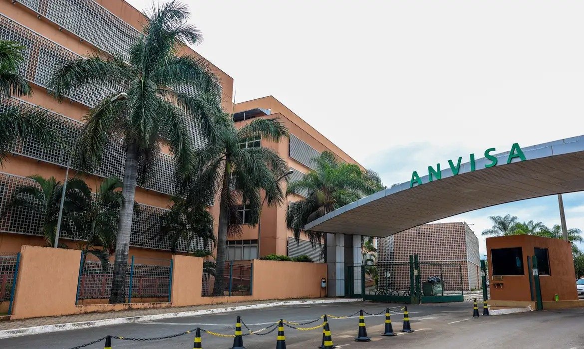 Remédio combate parasitas da esquistossomose em crianças