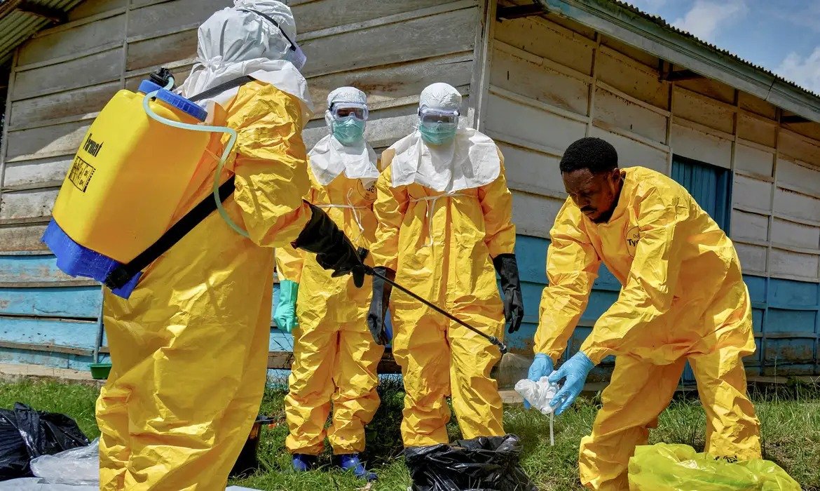 Surto histórico de Ebola coloca República do Congo em alerta