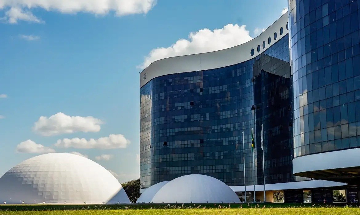 Pardal recebe 51.395 denúncias de propaganda eleitoral